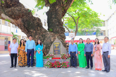 THCS Phú Hòa tổ chức Lễ công bố cây di sản